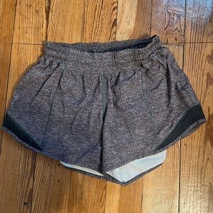 Lululemon Hotty Hot Short